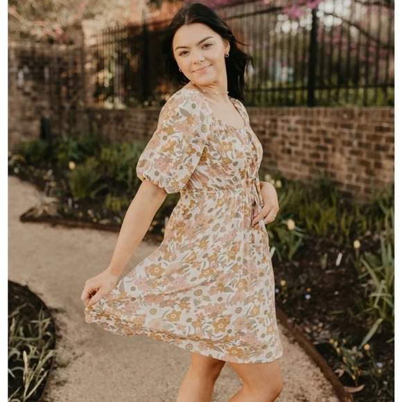 Baevely Mini Dress Everything And More Dress Multi Floral Keyhole Puff Sleeve - Picture 3 of 15